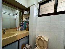 Blk 579 Hougang Avenue 4 (Hougang), HDB Executive #467567721